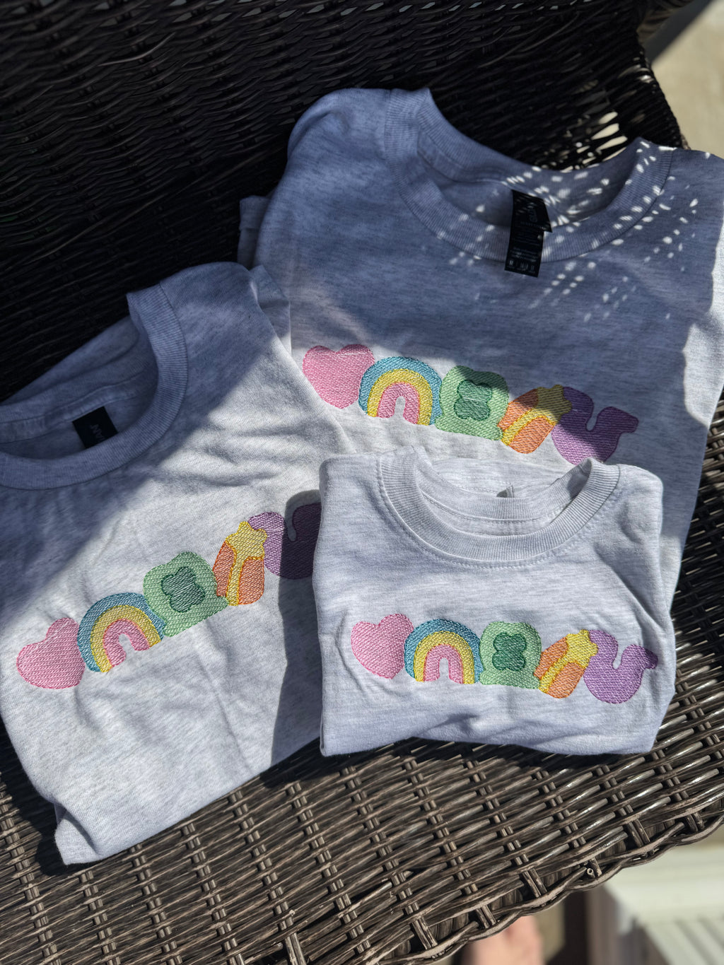 Lucky Charm embroidered short sleeve shirt