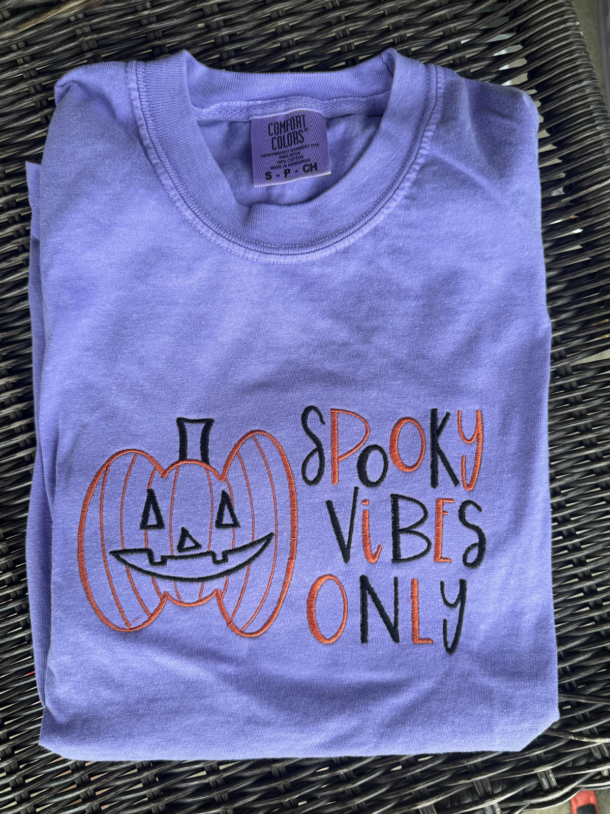 Spooky Vibes Only embroidered short sleeve shirt