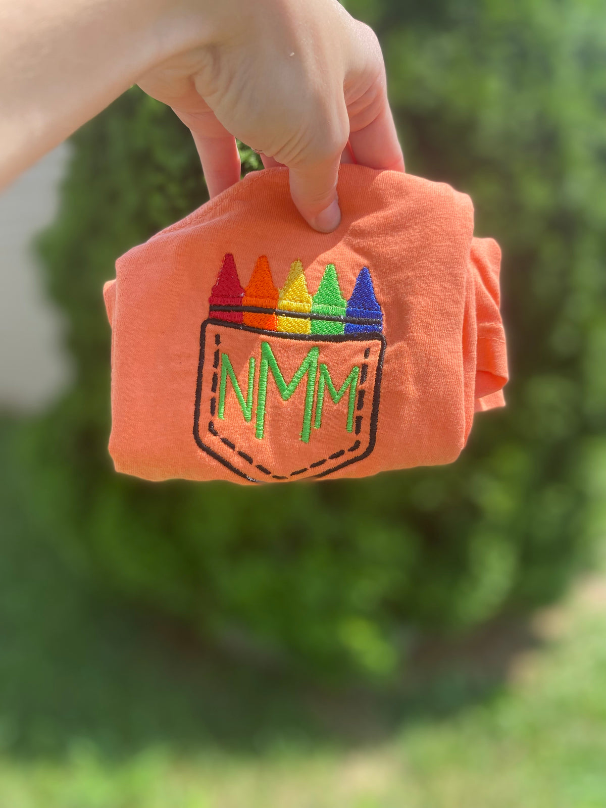 Monogram Embroidered Crayon short sleeve shirt
