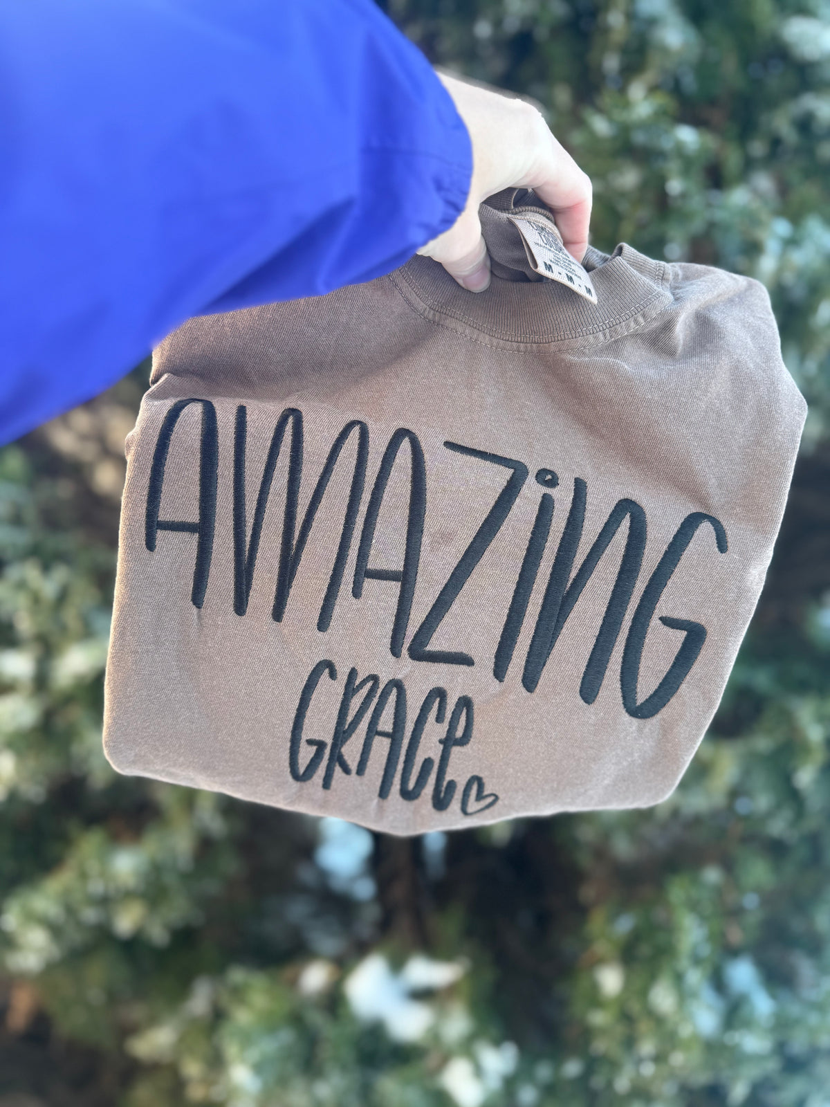 Amazing Grace embroidered short sleeve shirt