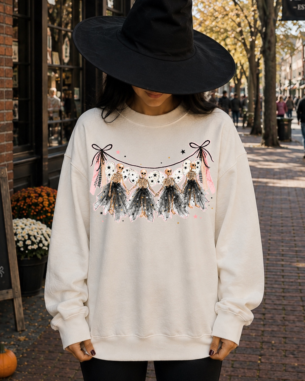 Skeleton garland Halloween Sweatshirt