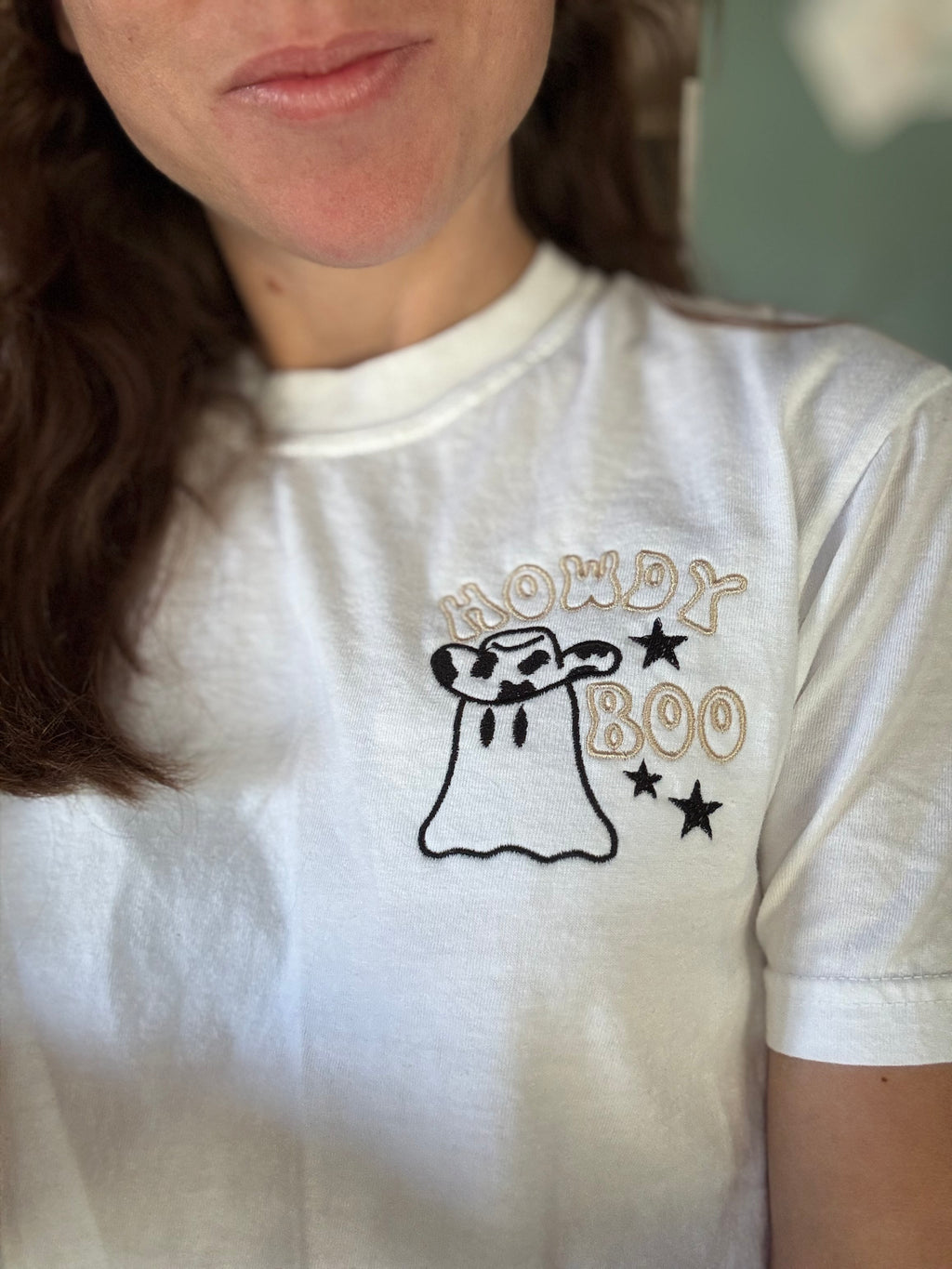 Howdy Boo embroidered short sleeve shirt