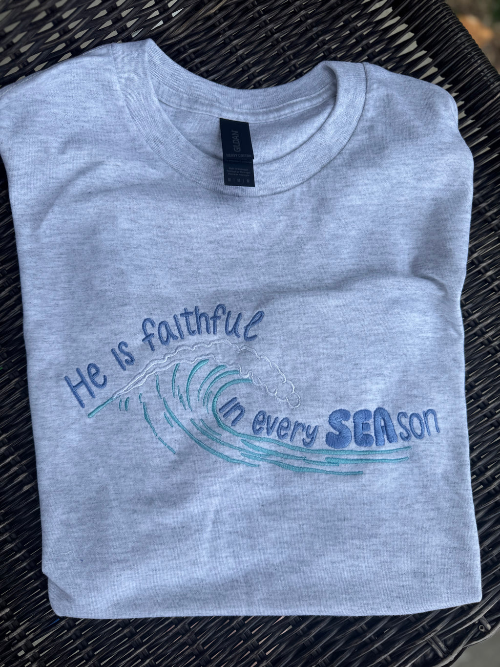 He is faithful in every season embroidered short sleeve shirt