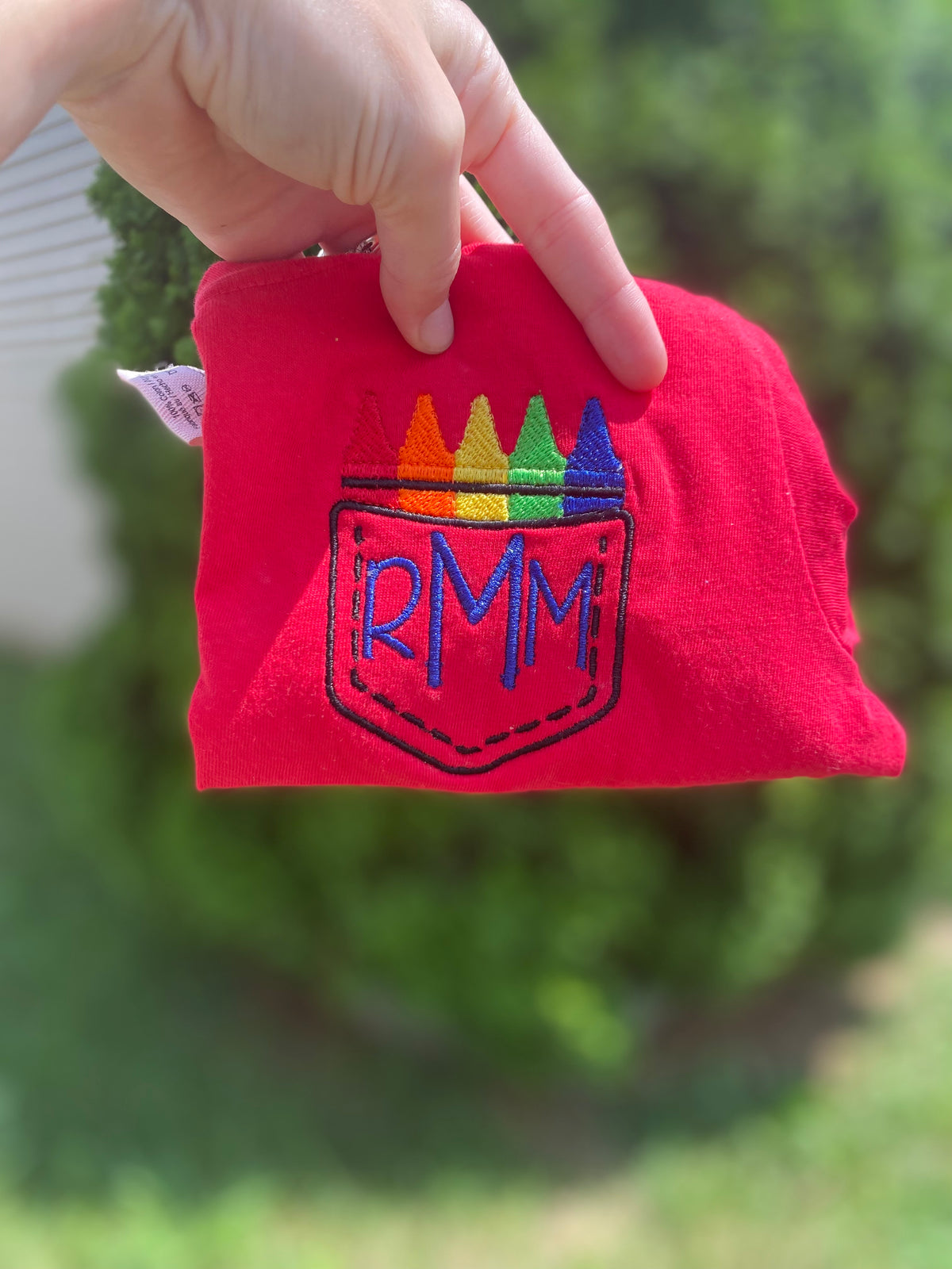 Monogram Embroidered Crayon short sleeve shirt