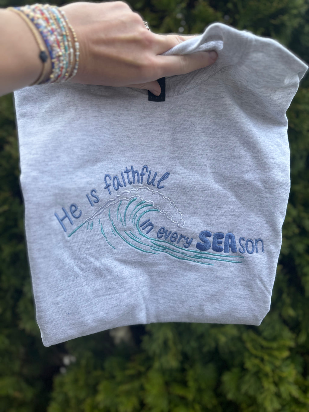 He is faithful in every season embroidered short sleeve shirt