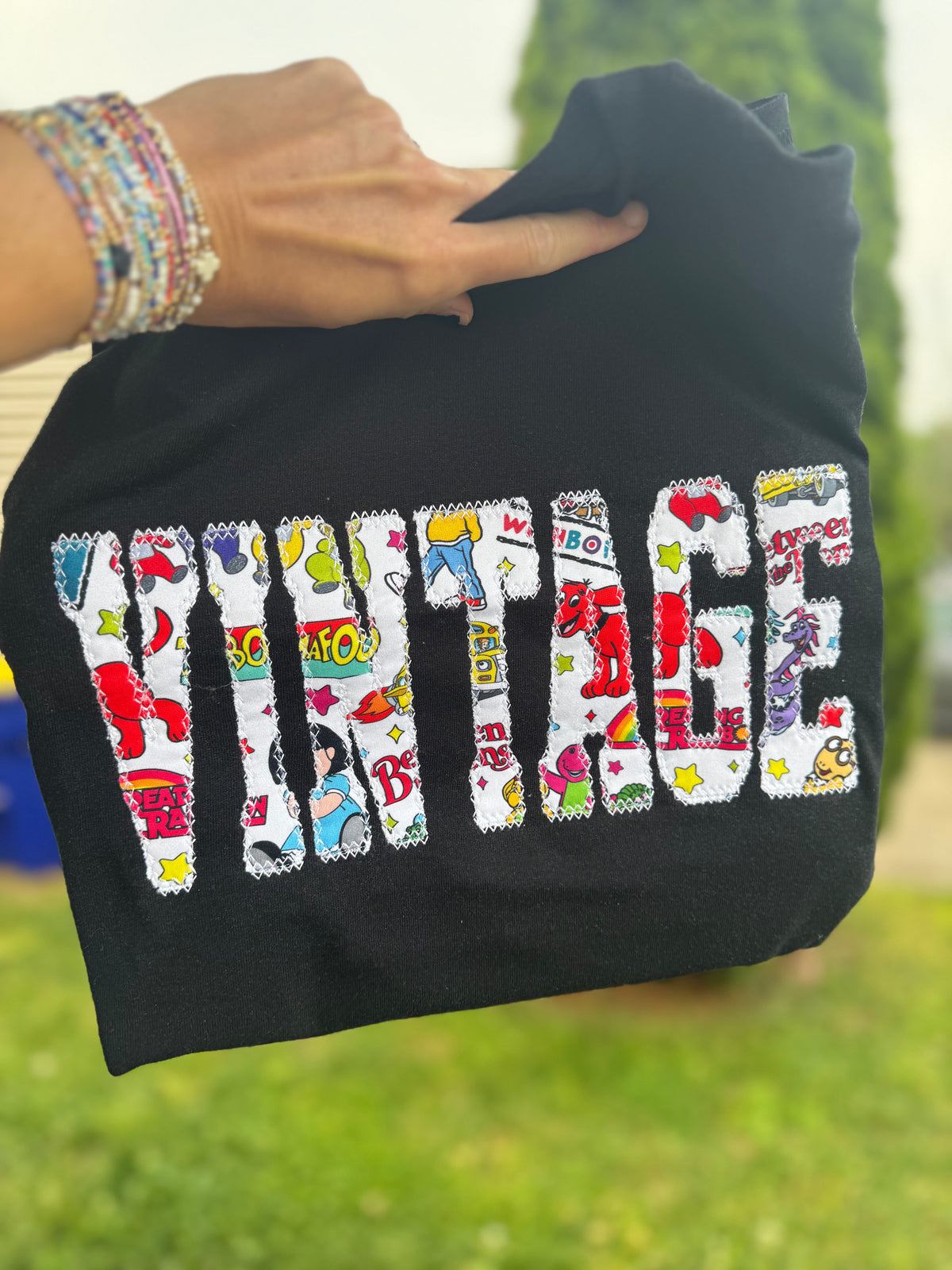 Vintage Embroidered Appliqué Short Sleeve Shirt
