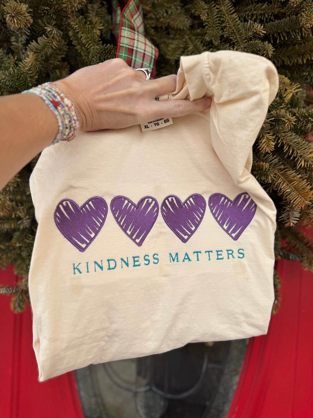 Kindness matters Embroidered short sleeve shirt